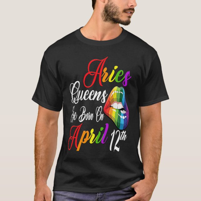 Camiseta Rainbow Lips Queens are Born on April 12th Team Ar (Frente)