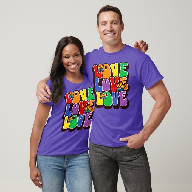 Camiseta Rainbow Love (Unissex)