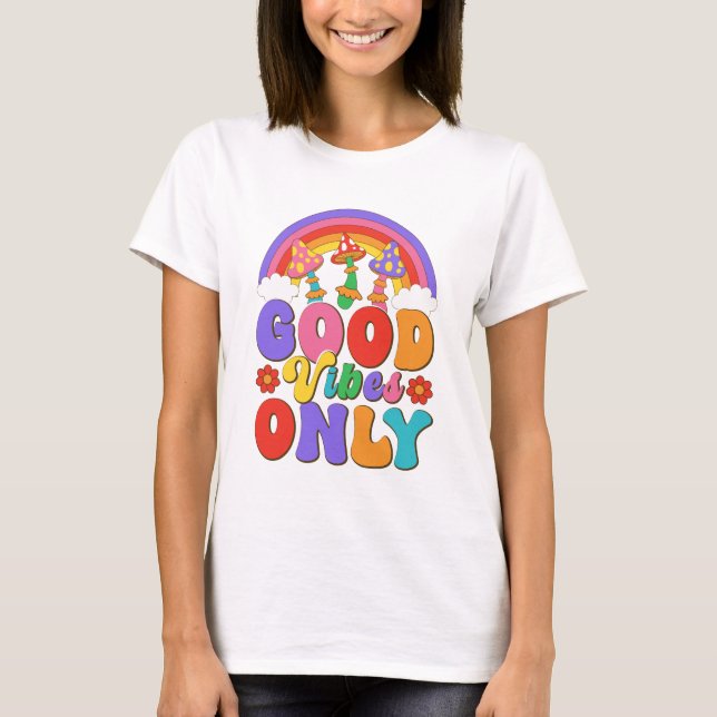 Camiseta Rainbow Mushroom Vibes (Frente)