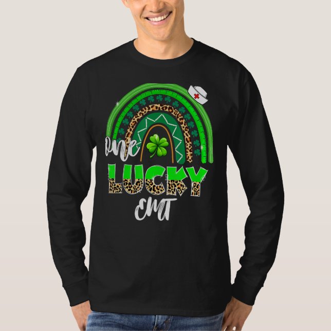 Camiseta Rainbow Shamrock One Lucky Emt Enfermeira Leopard  (Frente)