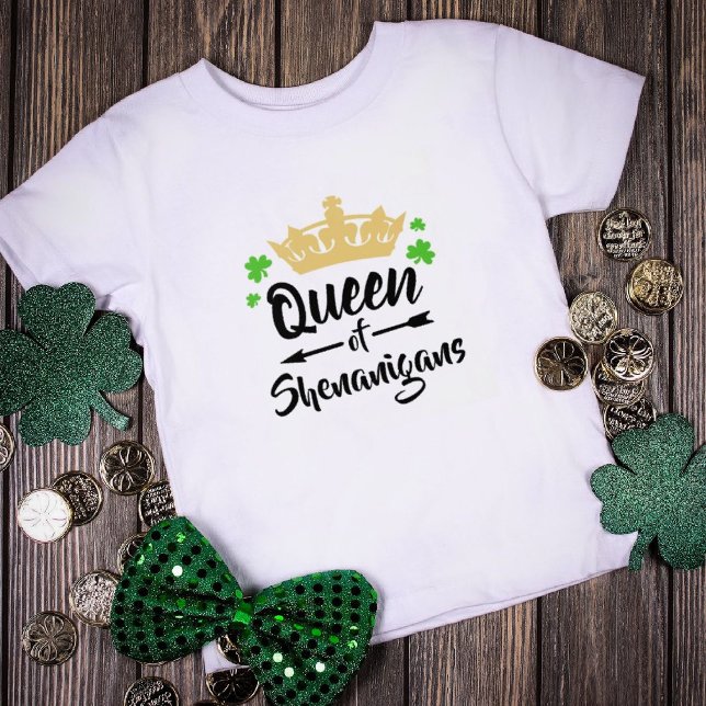 Camiseta Rainha das Ruas de Shenanigans. Dia de Patrick (Criador carregado)