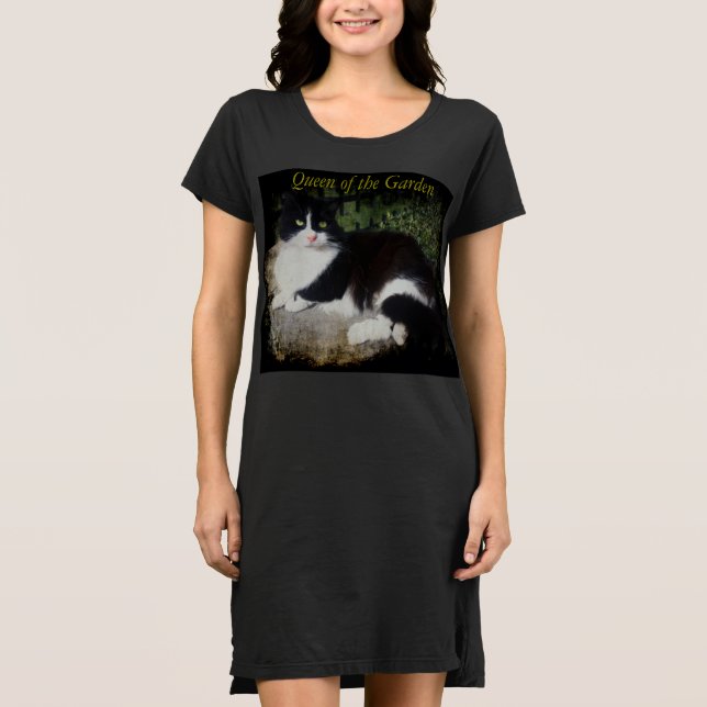Camiseta Rainha do vestido do gato do jardim (Frente)