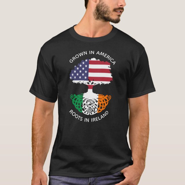 Camiseta Raizes Irlandês-Americanas na árvore do céltico de (Frente)