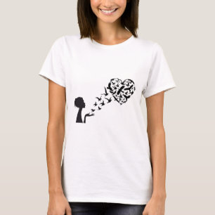 Camiseta Rapariga voando em forma de coração