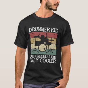 Camiseta Rapaz baterista como uma criança normal só mais fi