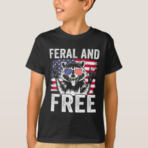 Camiseta Rapaz de Guaxinim Feral e Livre Divertido Bandeira