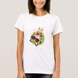 Camiseta Raposa Relaxada de Verão Usando Óculos de Sol