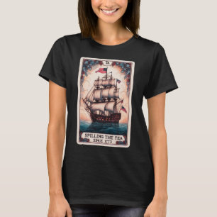 Camiseta Rasgando O Chá Desde 1773 Tarot Card 4 De Julho