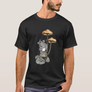 Camiseta Rato Fofo em Pé sobre Rochas, com Cogumelos