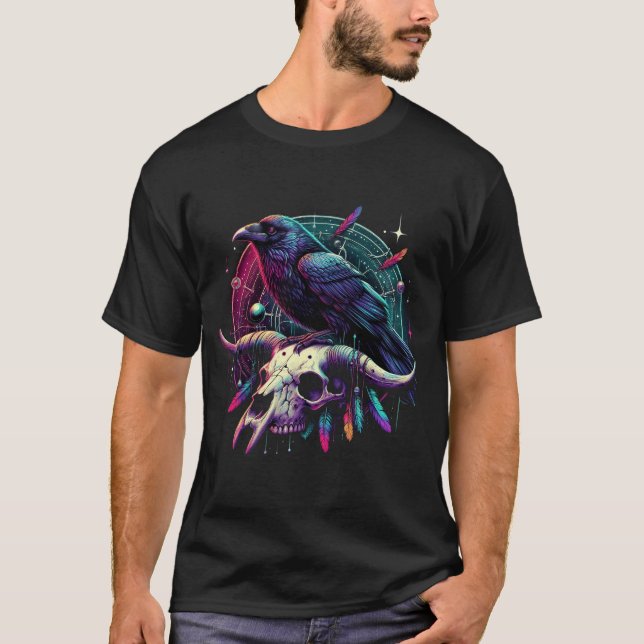 Camiseta Raven em um crânio, gótico (Frente)