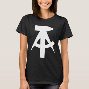 Camiseta RDA Bandeira martelo e compasso ideia