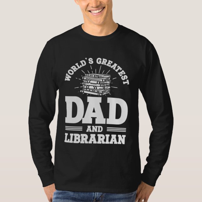 Camiseta Reading Book  Dad Librarian (Frente)