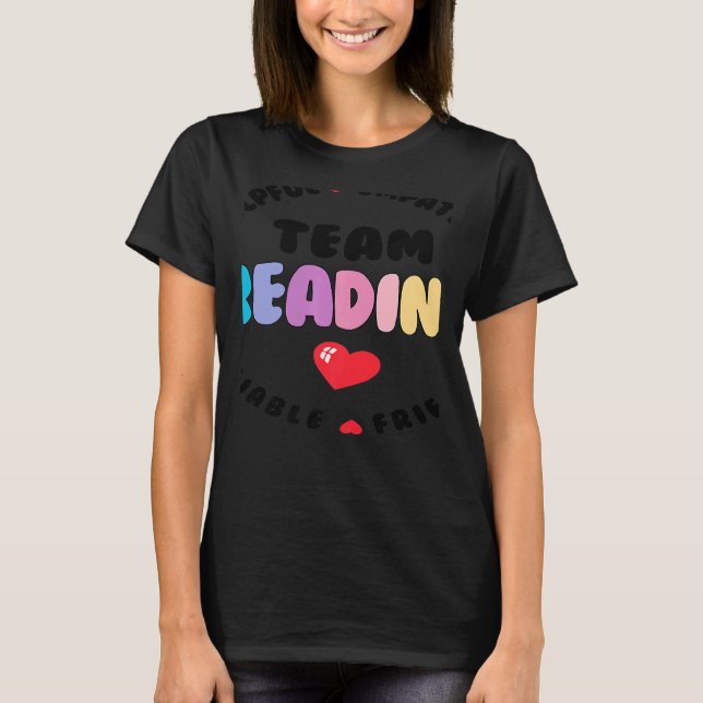 Camiseta Reading Teacher Interventionist Specialist Literac (Frente)