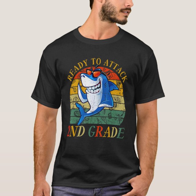 Camiseta Ready To Attack 2nd Grade Back To School Shark (Frente)