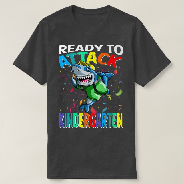 Camiseta Ready To Attack Kindergarten Shark Back To School (Frente do Design)