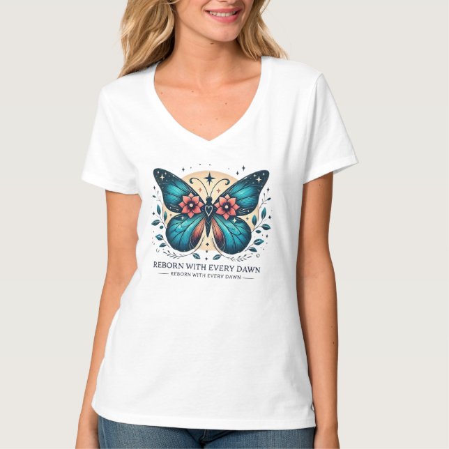 Camiseta Reborn With Every Dawn - Mystical Butterfly (Frente)