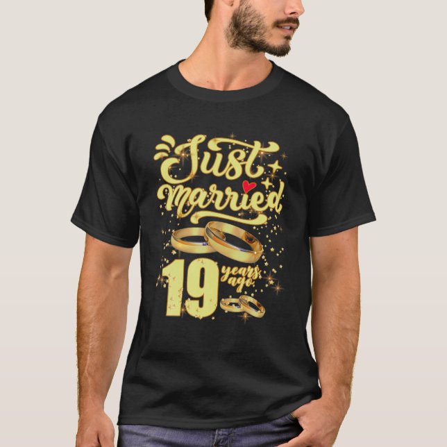 Camiseta Recem casados 19 Anos Atrás, 19.º Aniversário De C (Frente)