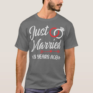 Camiseta Recem casados 38 Anos Atrás, Feliz 38º Casamento A