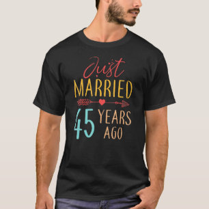 Camiseta Recem casados 45 Anos Atrás Casal 45 Annive