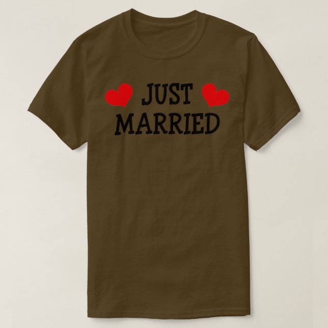 CAMISETA RECEM CASADOS 8 (Frente do Design)