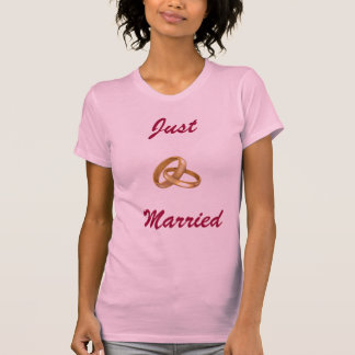 Camiseta Recem casados - Anéis de Casamento