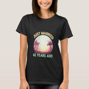 Camiseta Recem casados De Mulher 41 Anos Atrás Feliz Casame