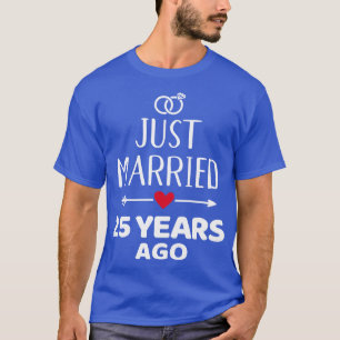 Camiseta Recem casados há 25 anos, aniversário de casamento