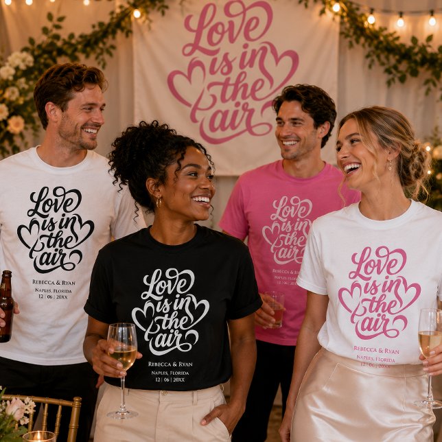 Camiseta Recepção de Casamento Amor no Ar (Criador carregado)