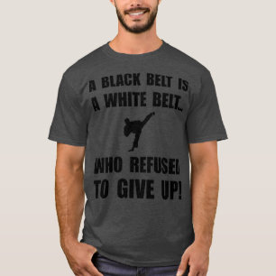 Camiseta Recusa do cinto preto