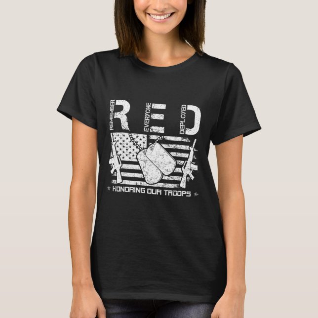 Camiseta Red fridays remember everyone deployed honoring ou (Frente)