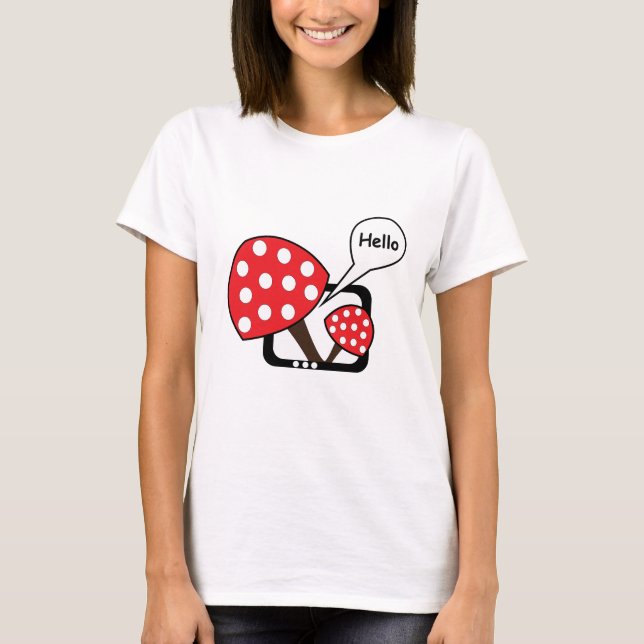 Camiseta Red Mushroom Dizendo Olá Da Televisão (Frente)