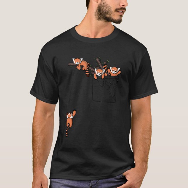 Camiseta Red Panda Bear Jogando Bolso (Frente)