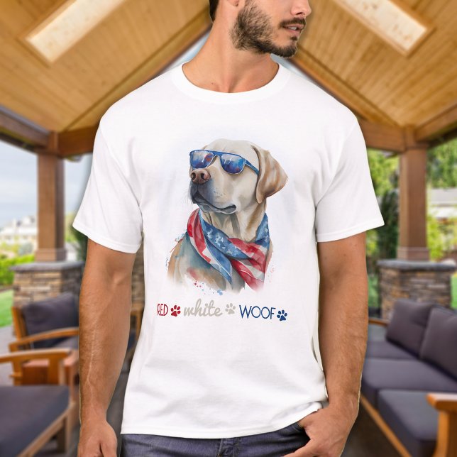 Camiseta Red White Woof Patriotic Labrador Dog 4 De Julho (Criador carregado)
