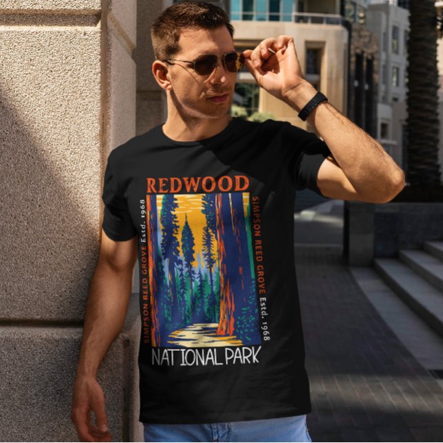 Camiseta Redwood National Park California Retro Distorcido (Criador carregado)