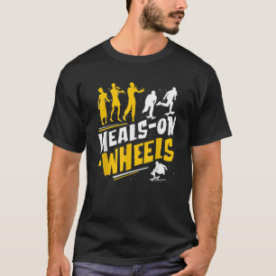Camiseta Refeições em Rodas Zombie engraçada e Skateboarder