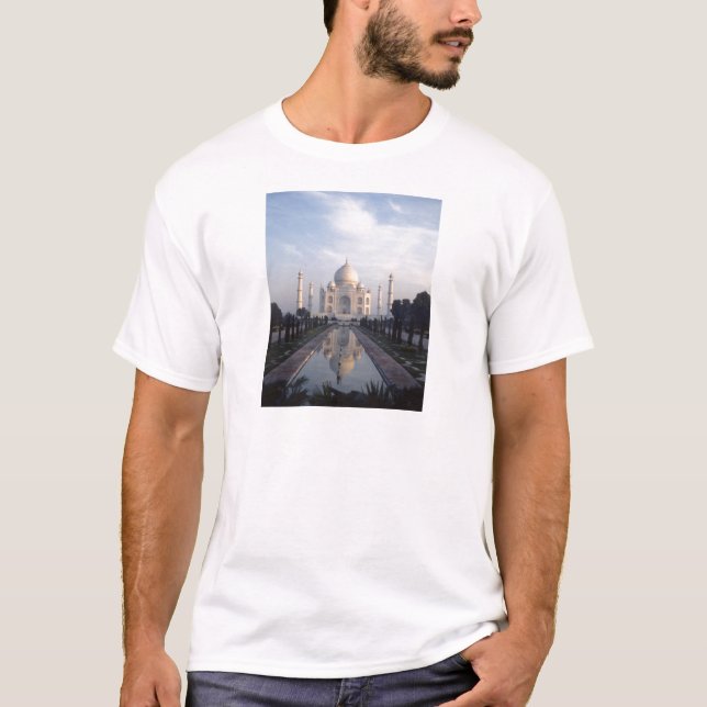 Camiseta Reflexão de Taj Mahal em Agra, Uttar Pradesh, (Frente)