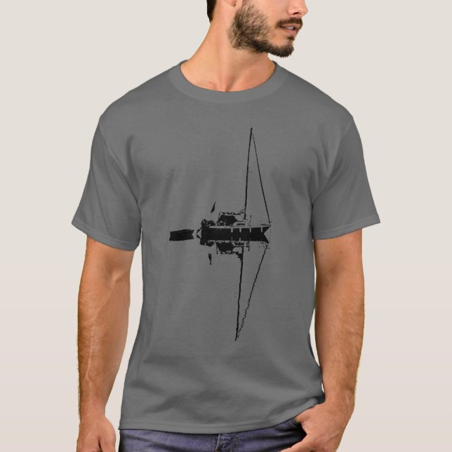 Camiseta Reflexão sobre o barco à vela no mar calmo (Frente)
