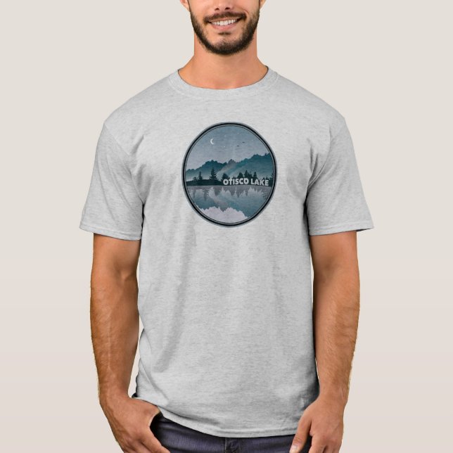 Camiseta Reflexão sobre o Lago Otisco em Nova Iorque (Frente)