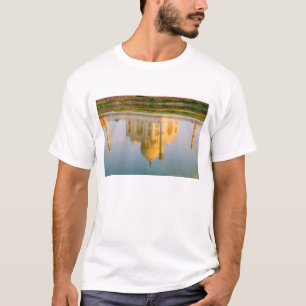Camiseta Reflexo mundial do templo Taj Mahal em