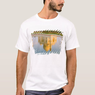 Camiseta Reflexo mundial do templo Taj Mahal em