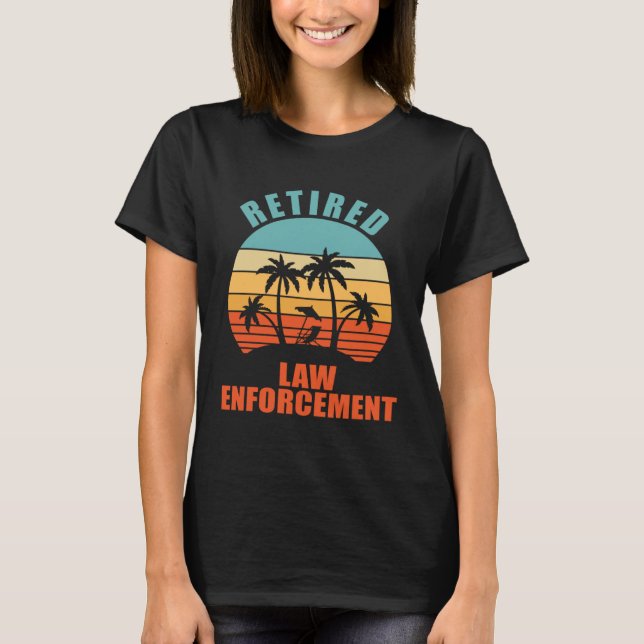 Camiseta Reforma feliz da Polícia aposentada (Frente)