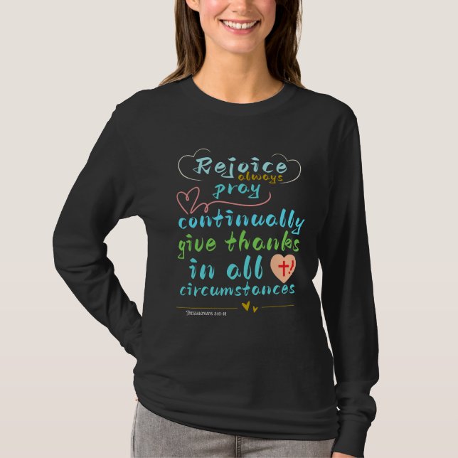 Camiseta Rejoice Always Christian Scripture Wall Art  (Frente)