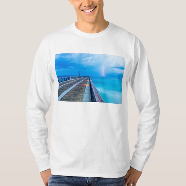 Camiseta Relâmpago No Cais Navarre Beach (Frente)