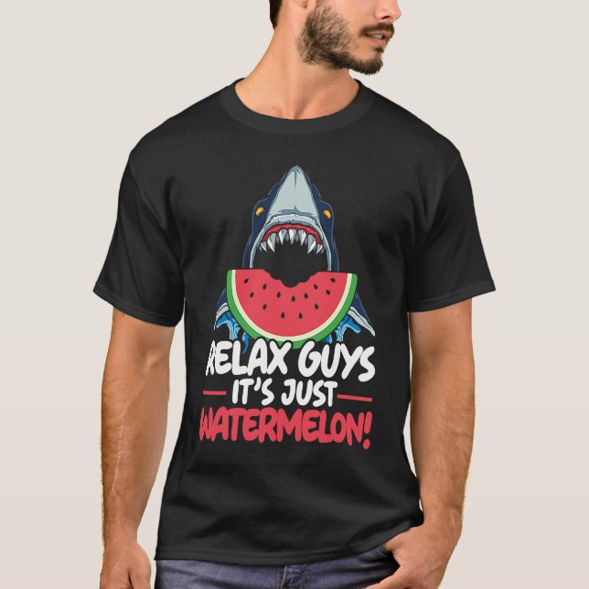 Camiseta Relax Guys It's Just Watermelon Shark Marine Biolo (Frente)