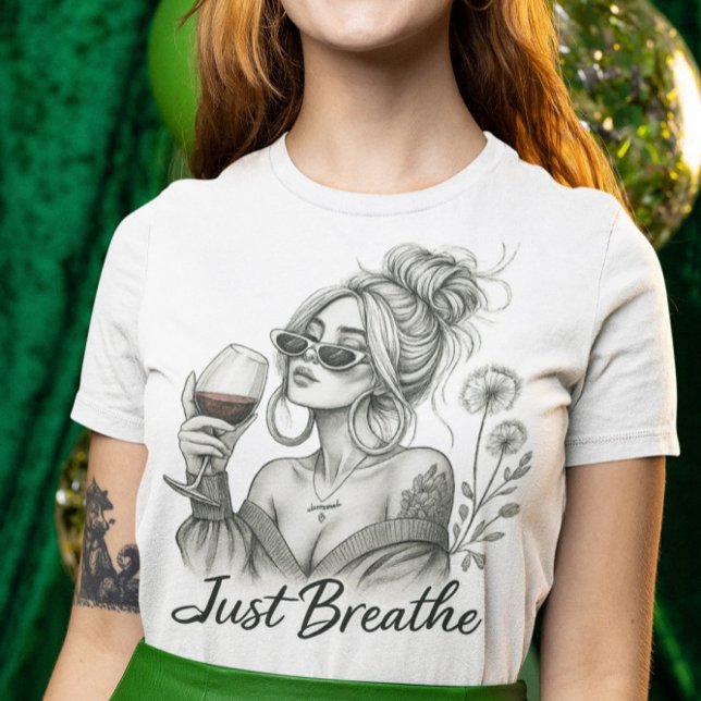 Camiseta Relaxando a Mulher com a Sublimação da Respiração  (Criador carregado)