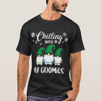 Camiseta Relaxando com Meus Gnomos de Natal Gnomos Engraçad