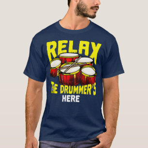 Camiseta Relaxe Os Drummers Aqui Os Tambores Tambem A Banda