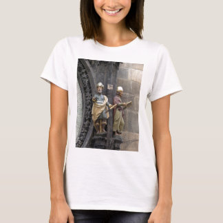Camiseta Relógio Astronômico ou Praga Orloj