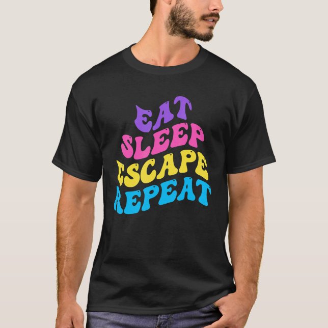 Camiseta Repetição de evacuação de evacuação da saída do so (Frente)