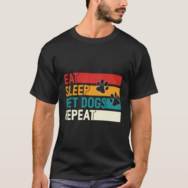 Camiseta Repetir Os Cães Que Dormem - Gif Engraçado Do Love (Frente)
